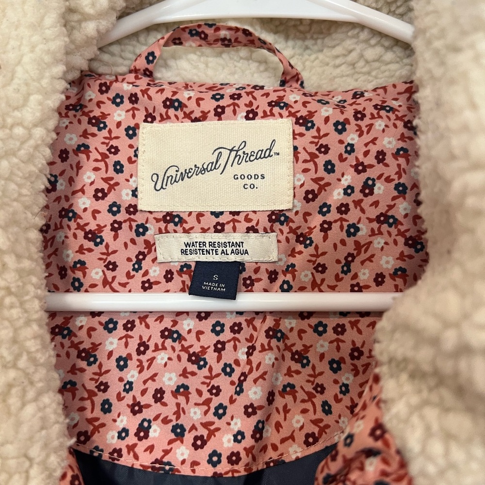 Universal Threads Puffer Coat - image 3